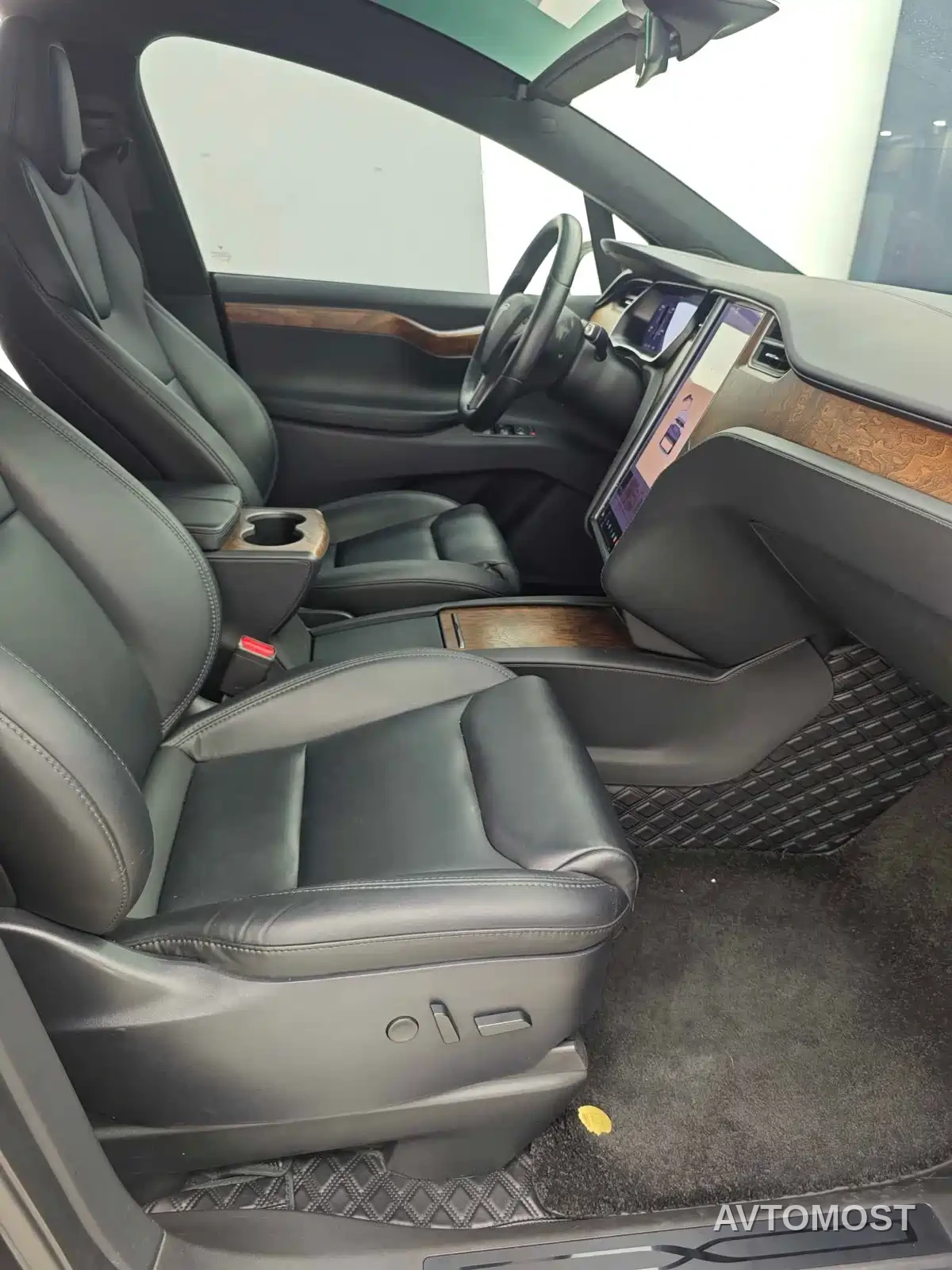 Tesla Model X 2020 Long Range Upgrade — фото 12