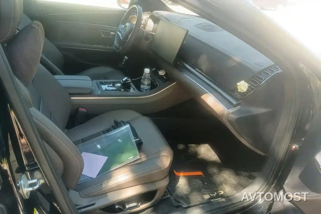 BYD Han 2020 DM AWD Performance Luxury Edition — фото 8