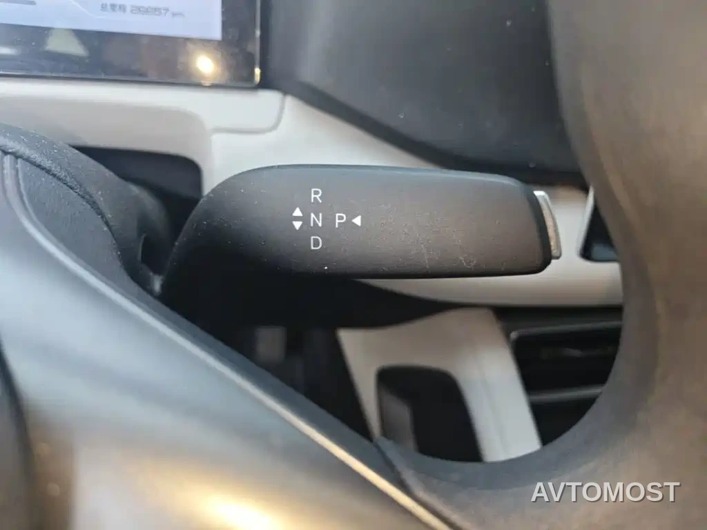 BYD Yuan UP 2025 Model 301KM Navigator — фото 11