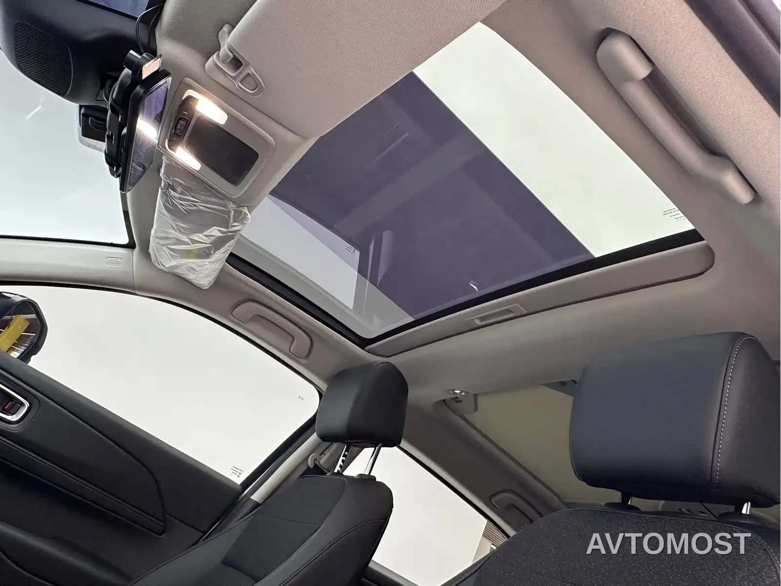Honda Vezel 2023 1.5L CVT Technology Edition — фото 10