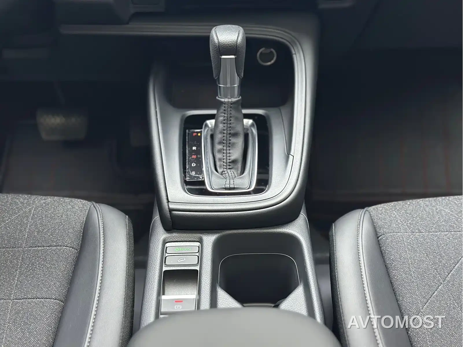 Honda Vezel 2023 1.5L CVT Technology Edition — фото 14