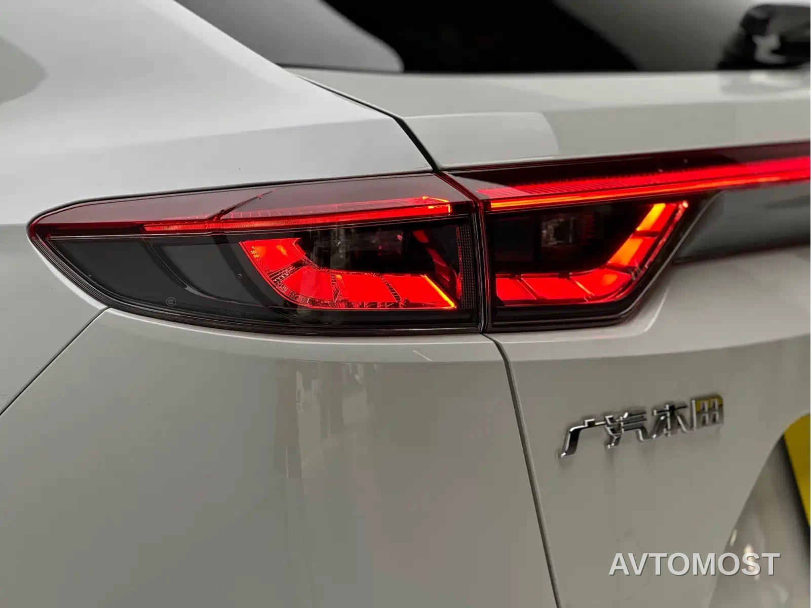 Honda Vezel 2023 1.5L CVT Technology Edition — фото 17