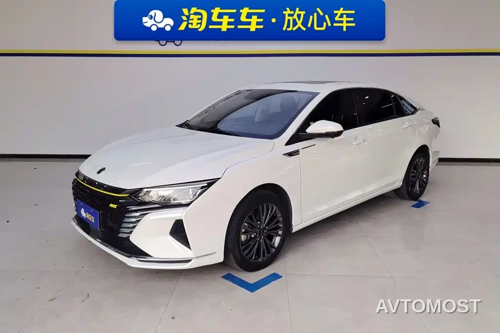 Dongfeng Aeolus Yixuan MAX 2021 Super Dad Hybrid Edition — фото 1
