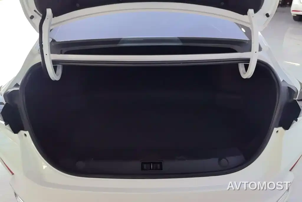 Dongfeng Aeolus Yixuan MAX 2021 Super Dad Hybrid Edition — фото 4