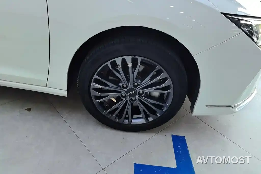Dongfeng Aeolus Yixuan MAX 2021 Super Dad Hybrid Edition — фото 6