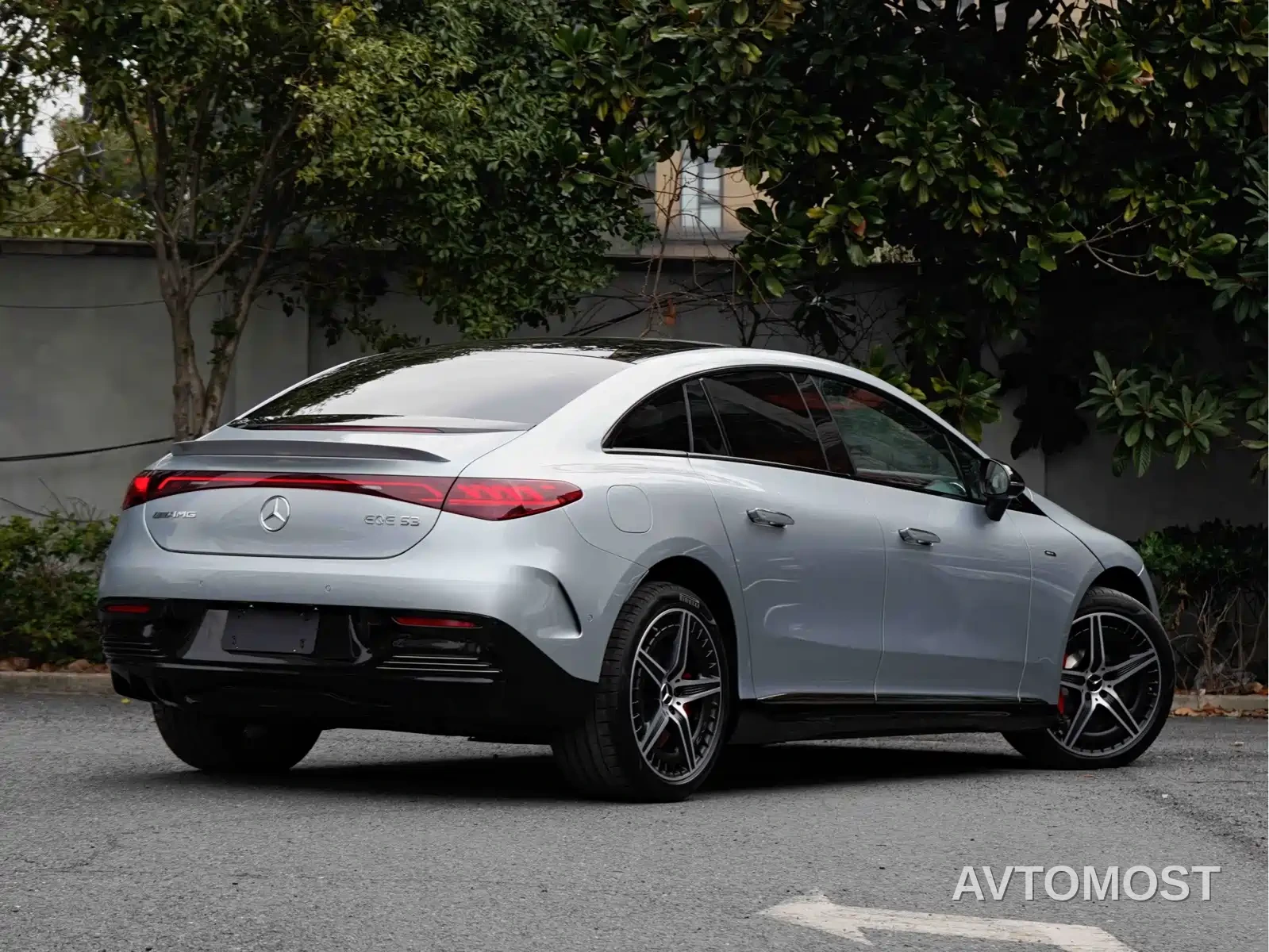 Mercedes-Benz EQE AMG 2023 AMG EQE 53 4MATIC+ — фото 6