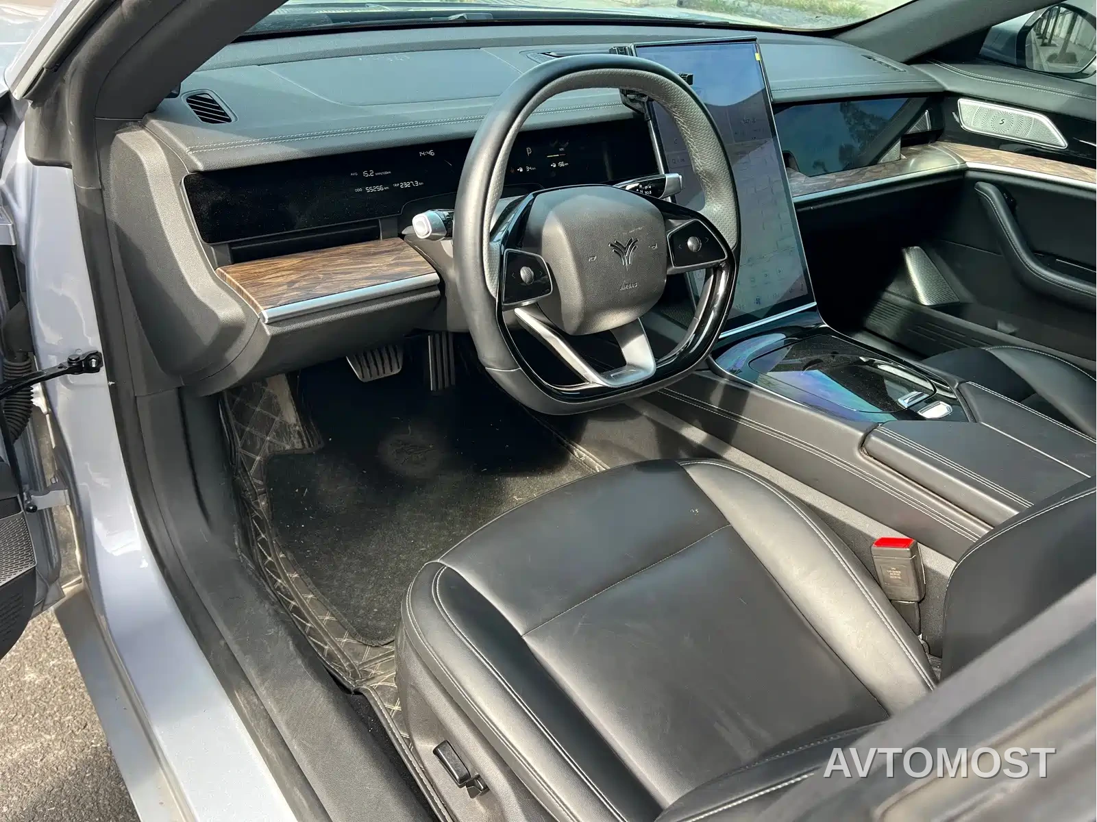 Nezha S 2022 Extended Range 1160km RWD Compact — фото 7