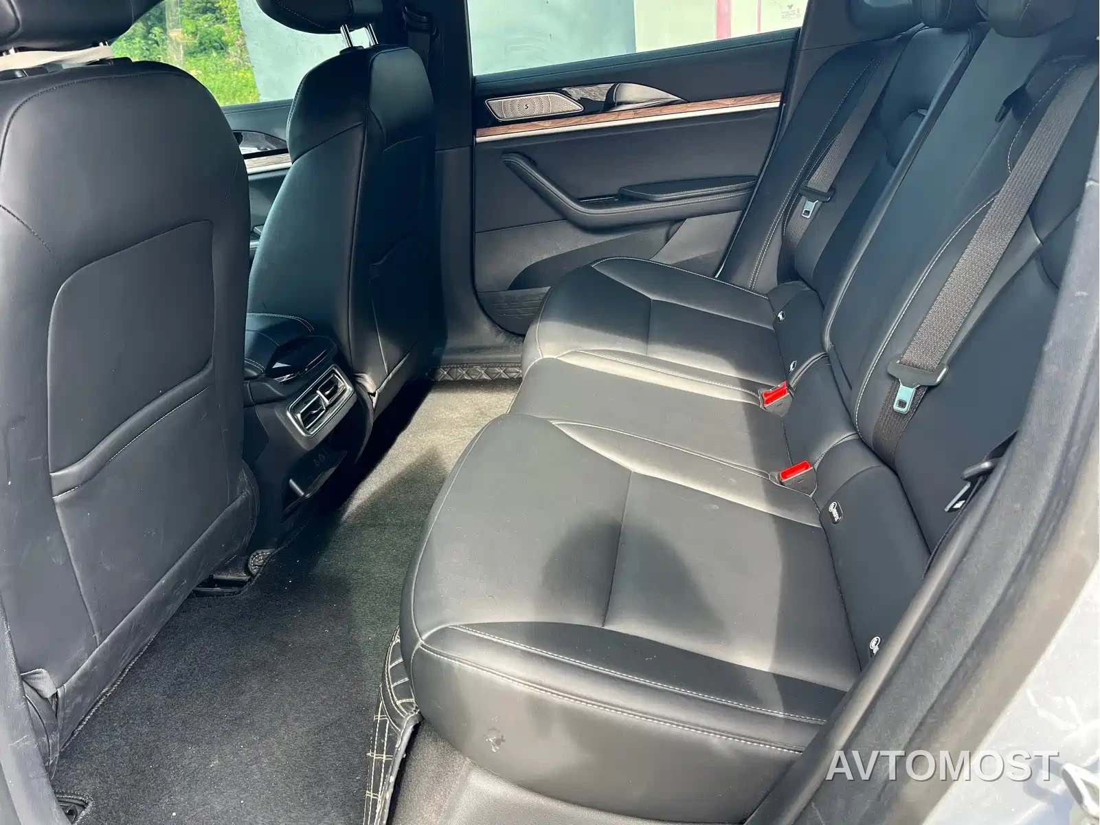 Nezha S 2022 Extended Range 1160km RWD Compact — фото 8
