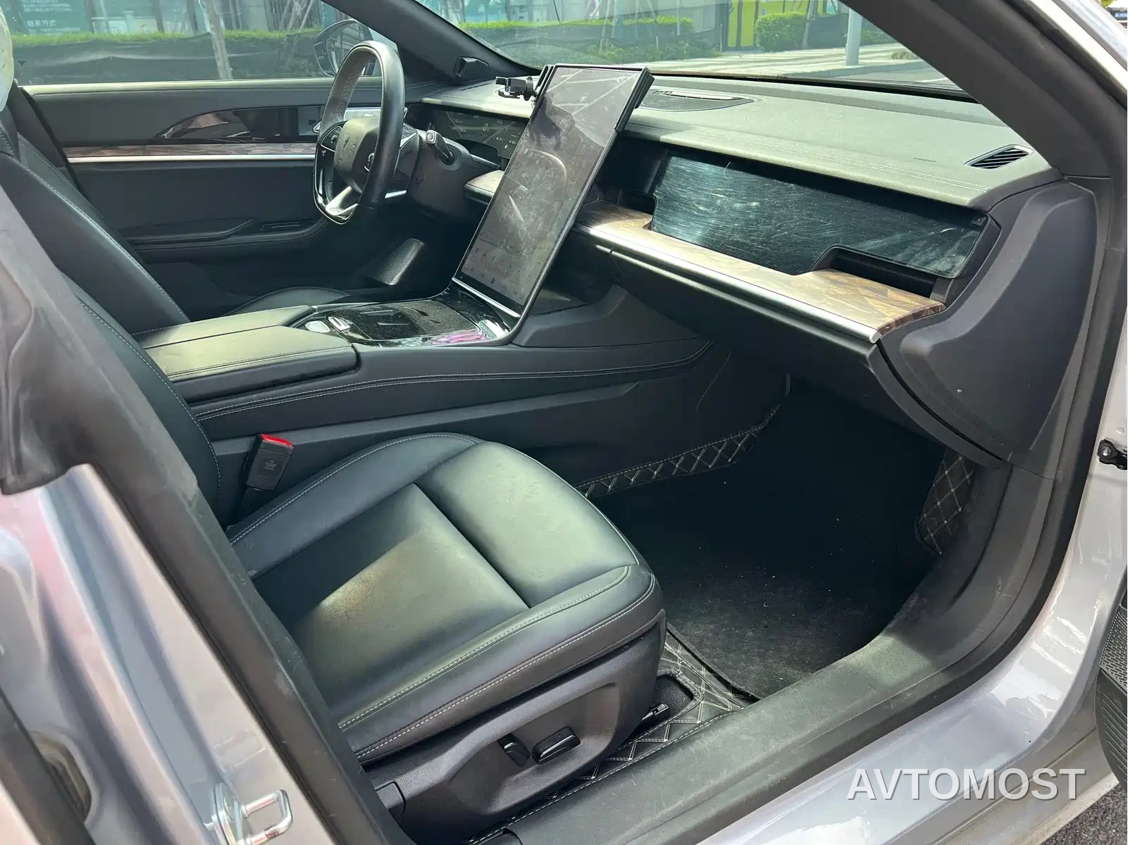 Nezha S 2022 Extended Range 1160km RWD Compact — фото 13