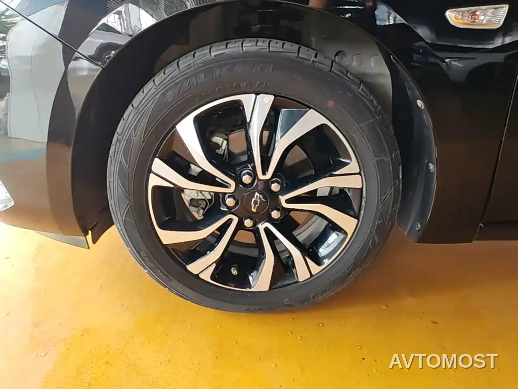 Chevrolet Monza 2022 Mild Hybrid RS 330T Automatic Comfort Edition — фото 18