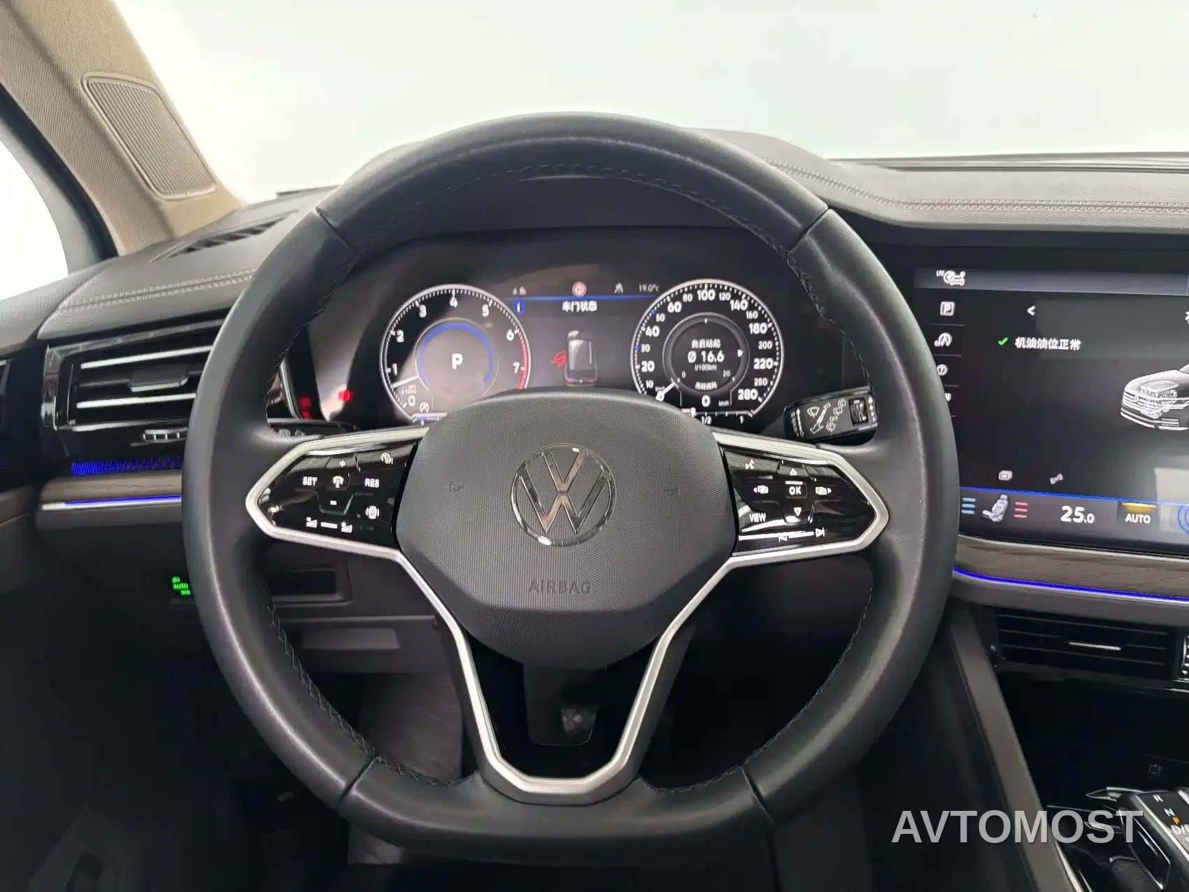Volkswagen Touareg 2022 3.0TSI Rui Xiang Edition Gloss Black Sport Package — фото 8