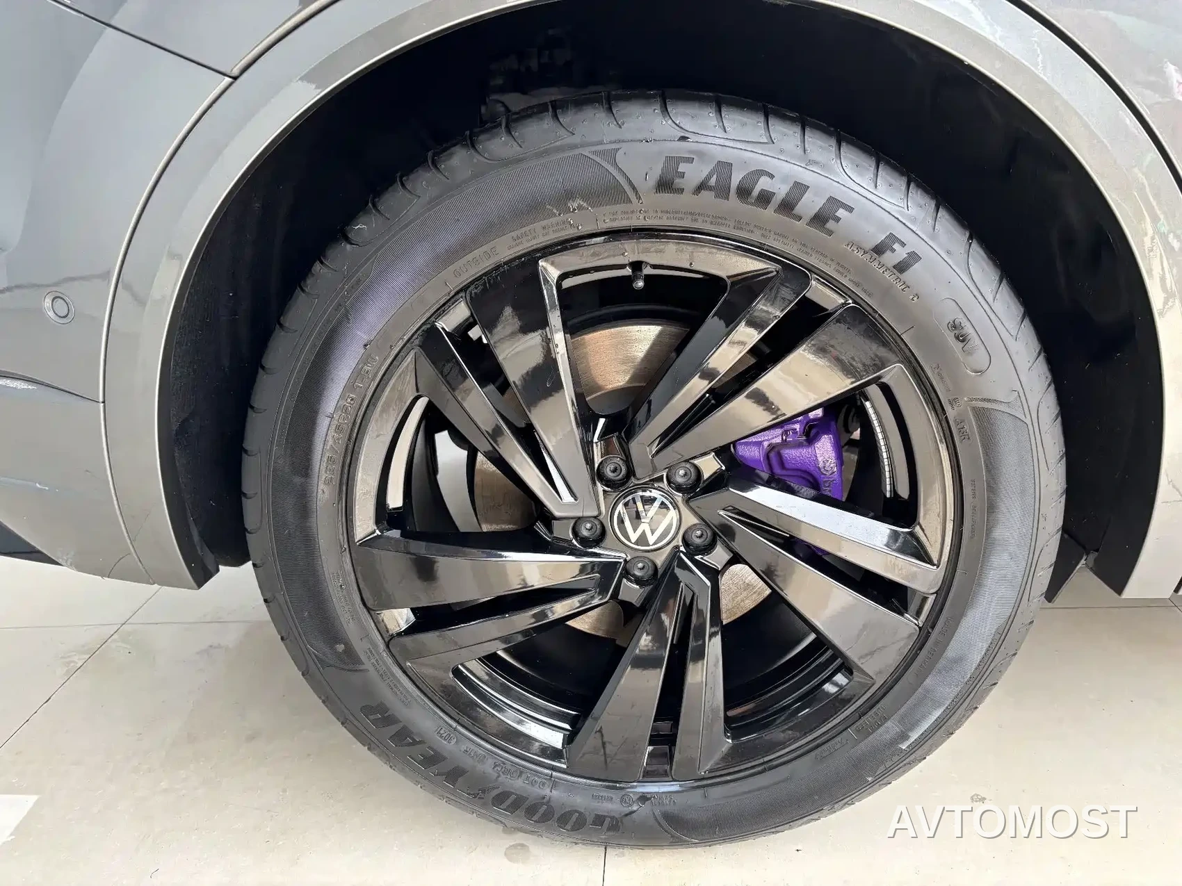Volkswagen Touareg 2022 3.0TSI Rui Xiang Edition Gloss Black Sport Package — фото 21