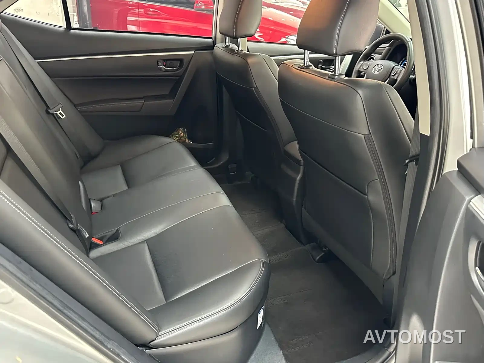 Toyota Levin Twin Engine E+ 2019 1.8PH V E-CVT Luxury Edition — фото 12