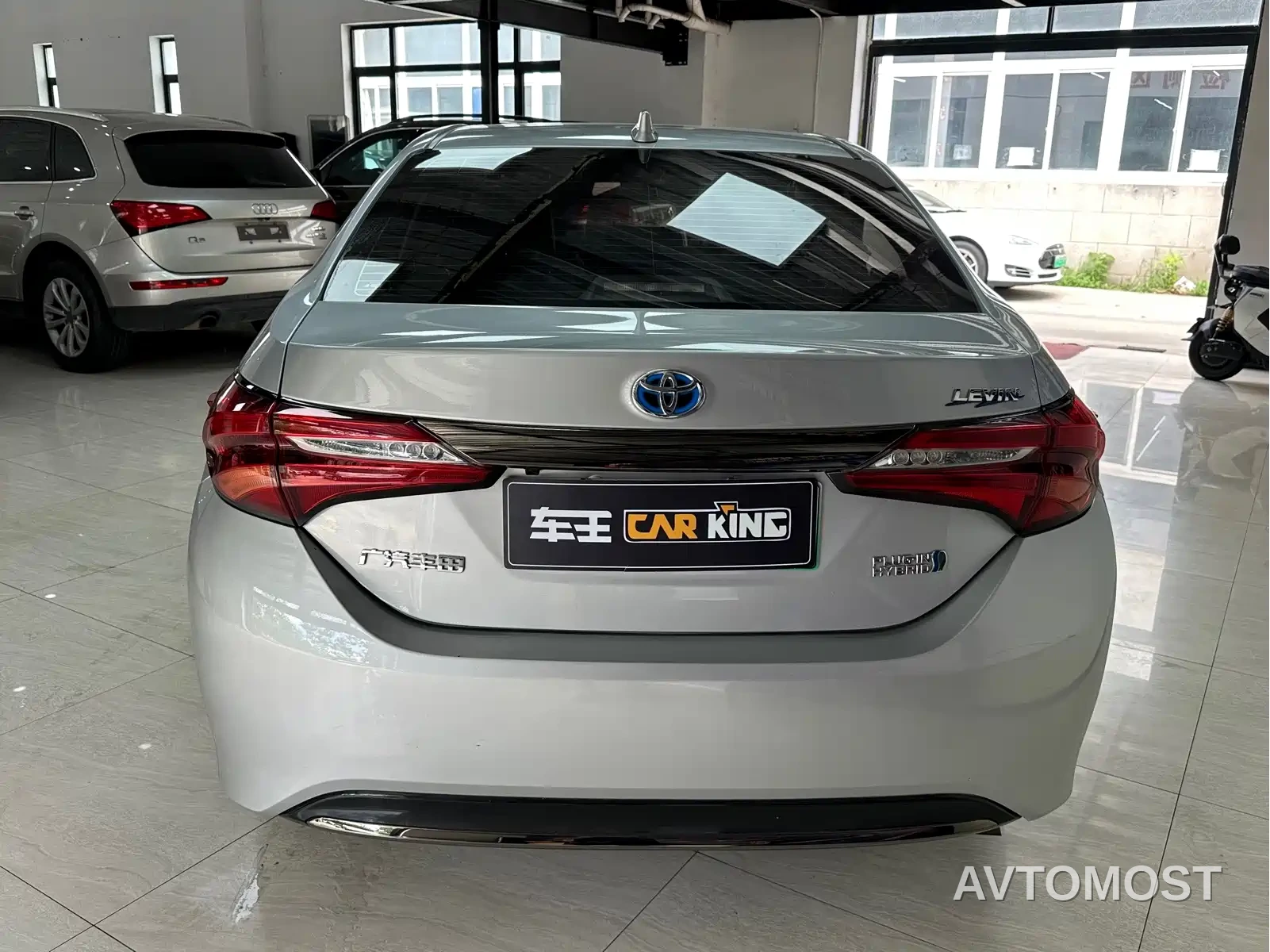 Toyota Levin Twin Engine E+ 2019 1.8PH V E-CVT Luxury Edition — фото 13
