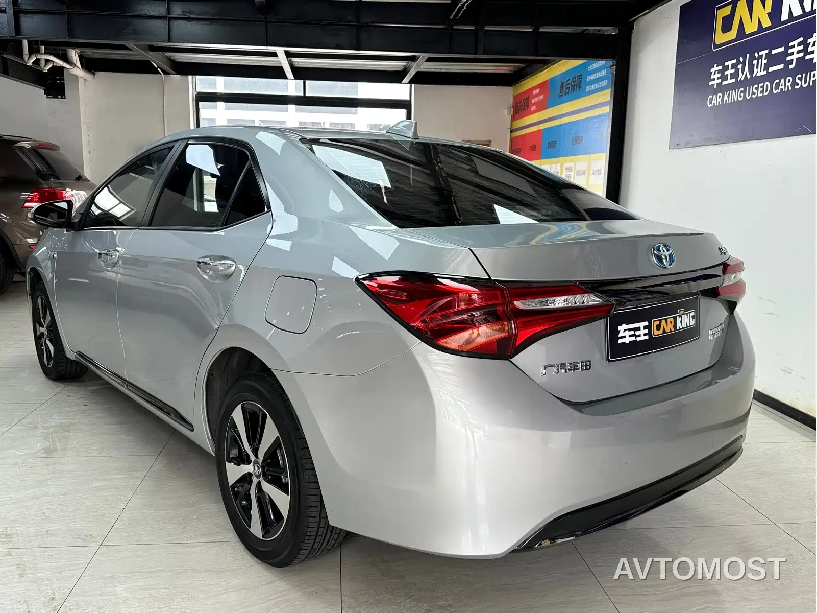 Toyota Levin Twin Engine E+ 2019 1.8PH V E-CVT Luxury Edition — фото 14