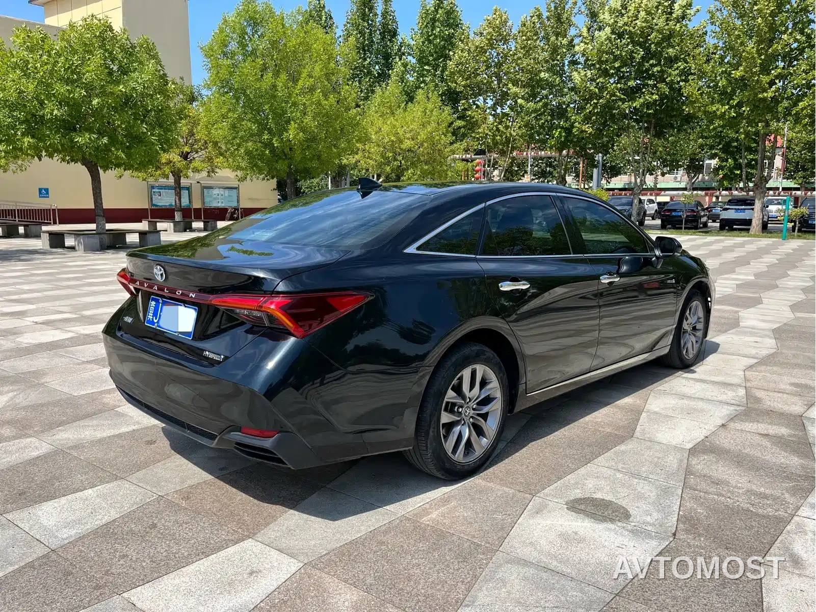 Toyota Avalon 2019 Hybrid 2.5L Luxury Edition China VI — фото 5