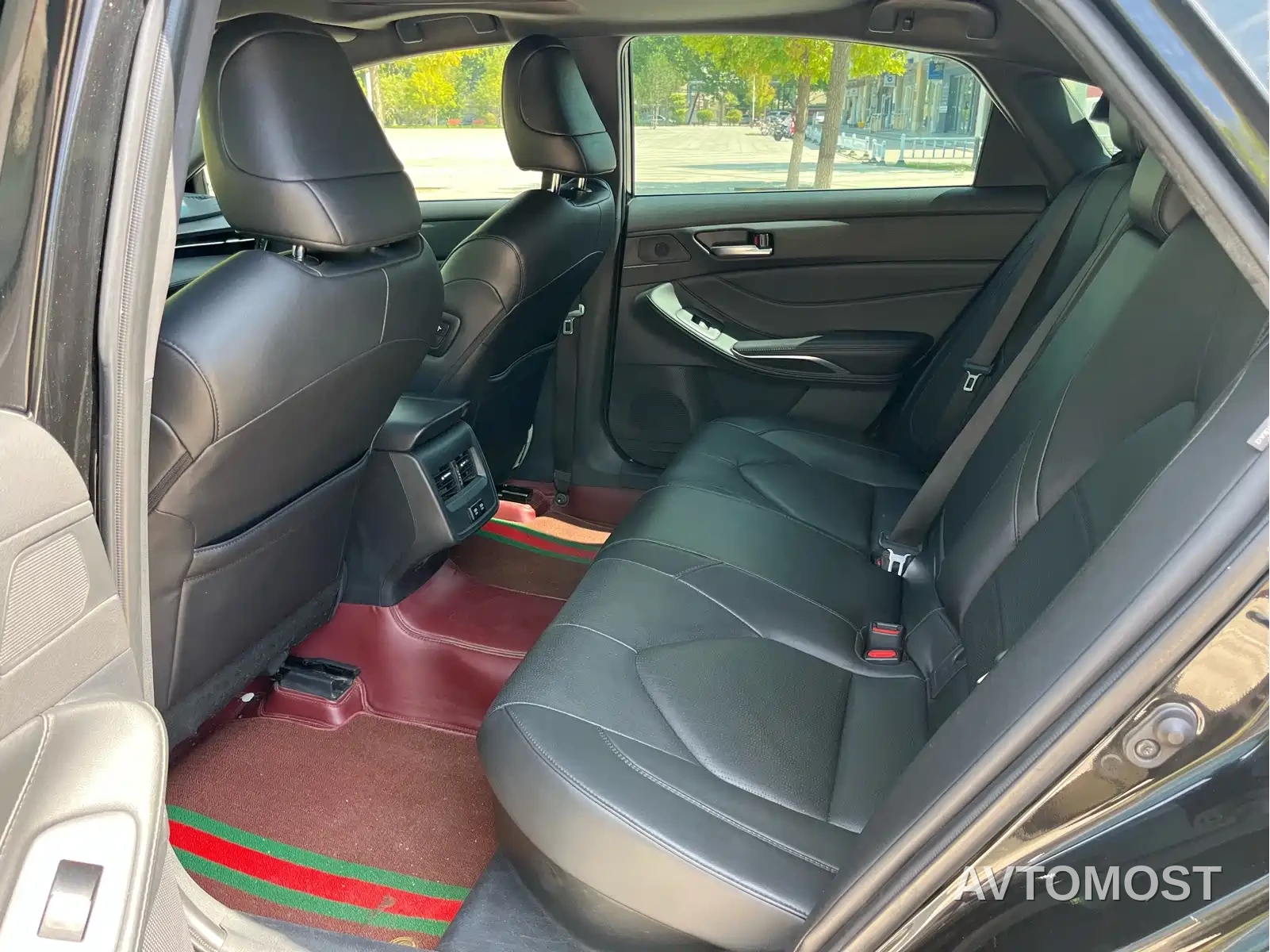 Toyota Avalon 2019 Hybrid 2.5L Luxury Edition China VI — фото 7