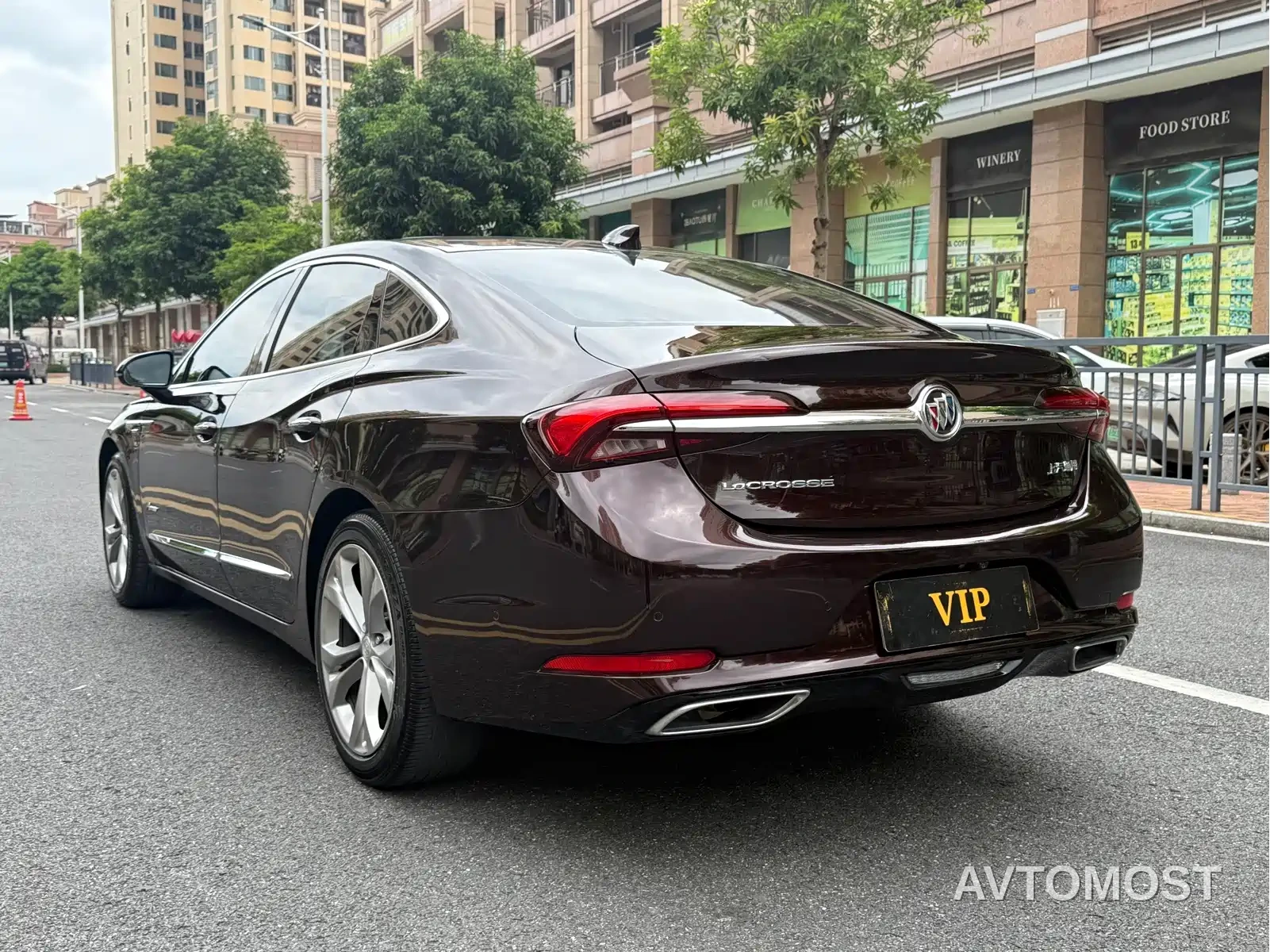 Buick LaCrosse 2022 Avenir First Edition — фото 4