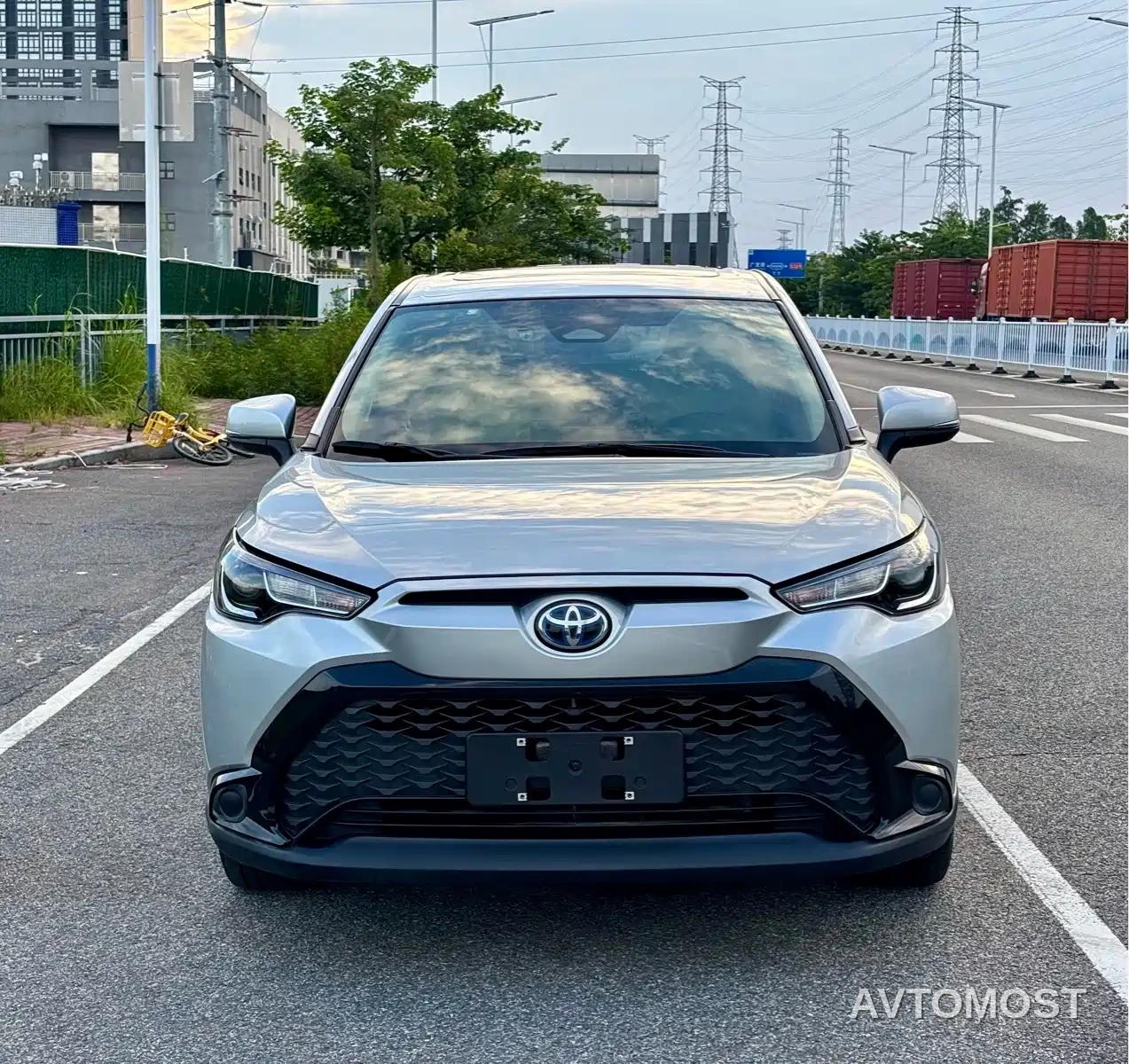 Toyota Frontlander 2023 2.0L Smart Hybrid Dual Engine Leading Edition — фото 2
