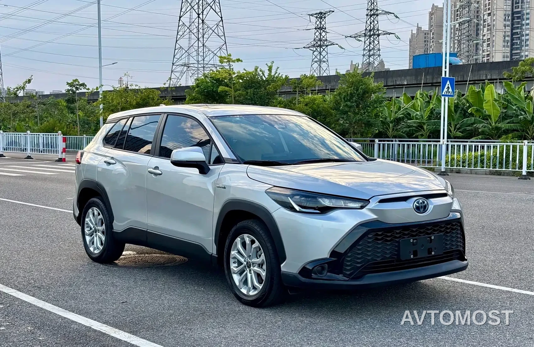 Toyota Frontlander 2023 2.0L Smart Hybrid Dual Engine Leading Edition — фото 7