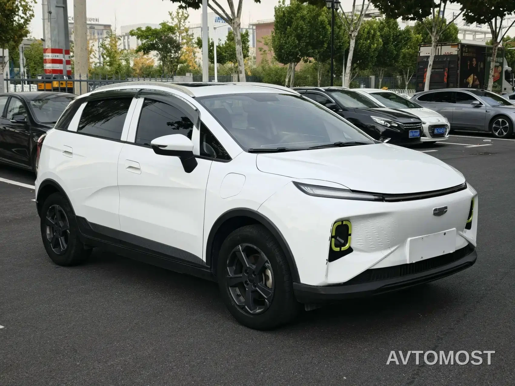 Geely Geometry E Firefly 2023 401KM Thunderbolt Tiger 5-Seater — фото 7