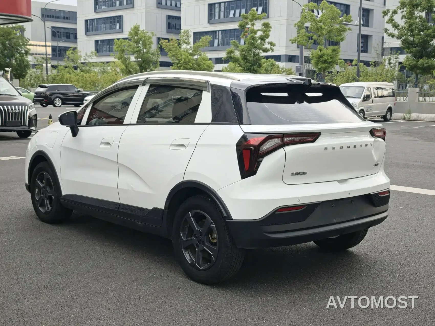 Geely Geometry E Firefly 2023 401KM Thunderbolt Tiger 5-Seater — фото 8