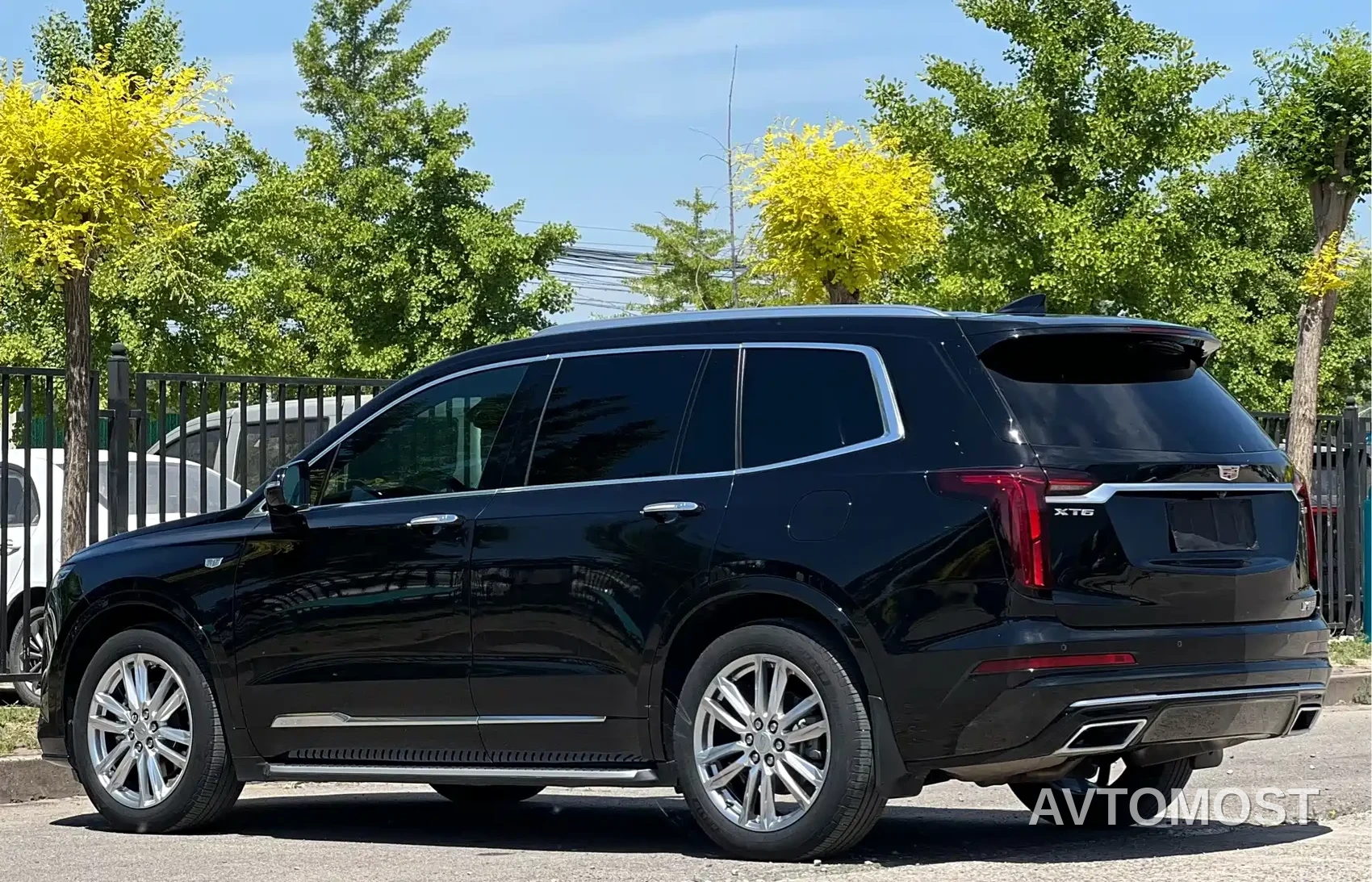 Cadillac XT6 2021 2.0T 6-Seater 2WD Luxury Edition — фото 4