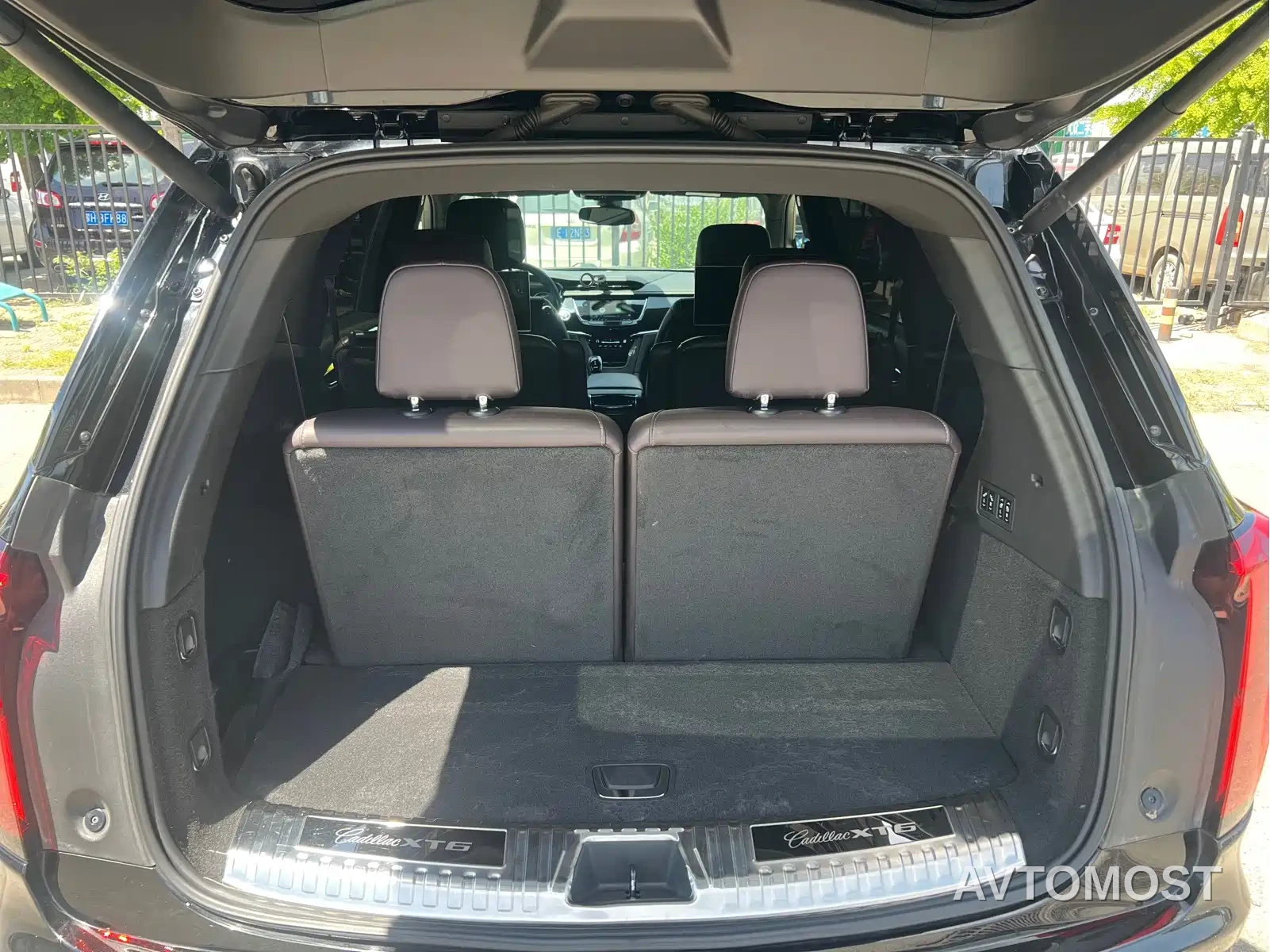 Cadillac XT6 2021 2.0T 6-Seater 2WD Luxury Edition — фото 13
