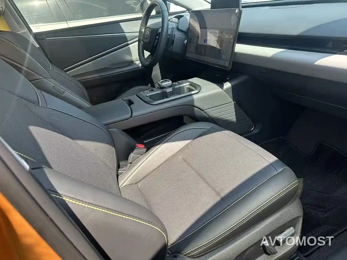 Toyota bZ5 2025 550 PRO Smart Edition — фото 6
