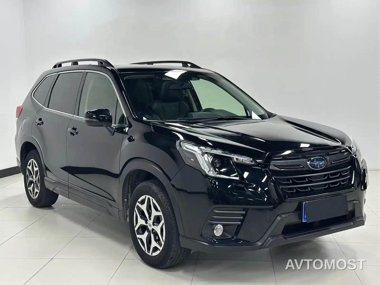Subaru Forester 2022 2.0i AWD Luxury Edition with EyeSight — фото 3