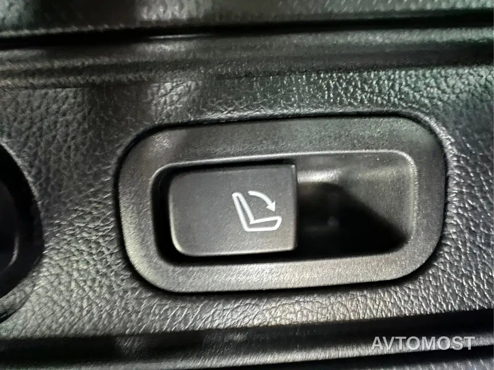 Subaru Forester 2022 2.0i AWD Luxury Edition with EyeSight — фото 22