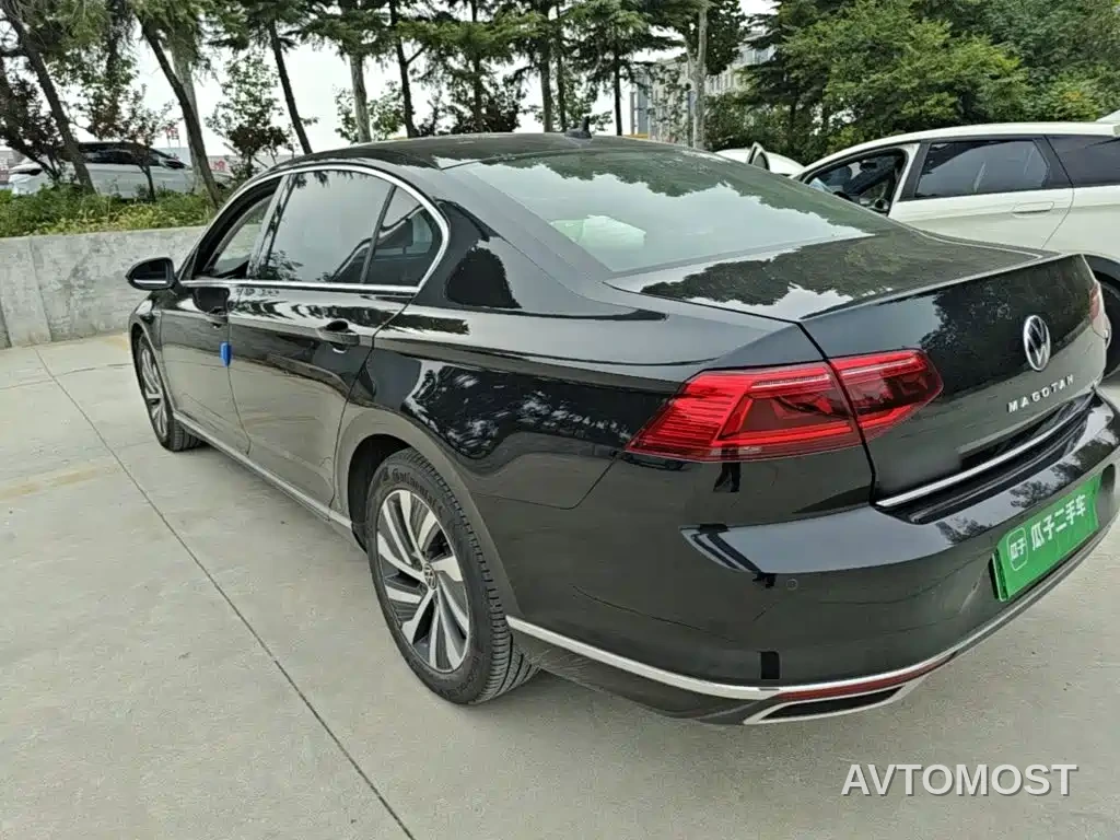 Volkswagen Magotan GTE Plug-in Hybrid 2020 GTE Luxury — фото 4