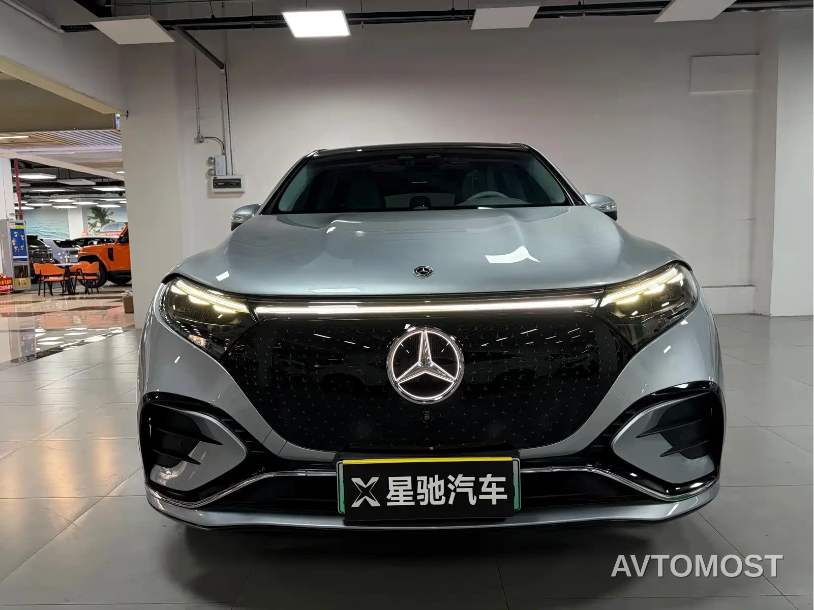 Mercedes-Benz EQS SUV 2023 450 4MATIC Pioneer Edition — фото 2