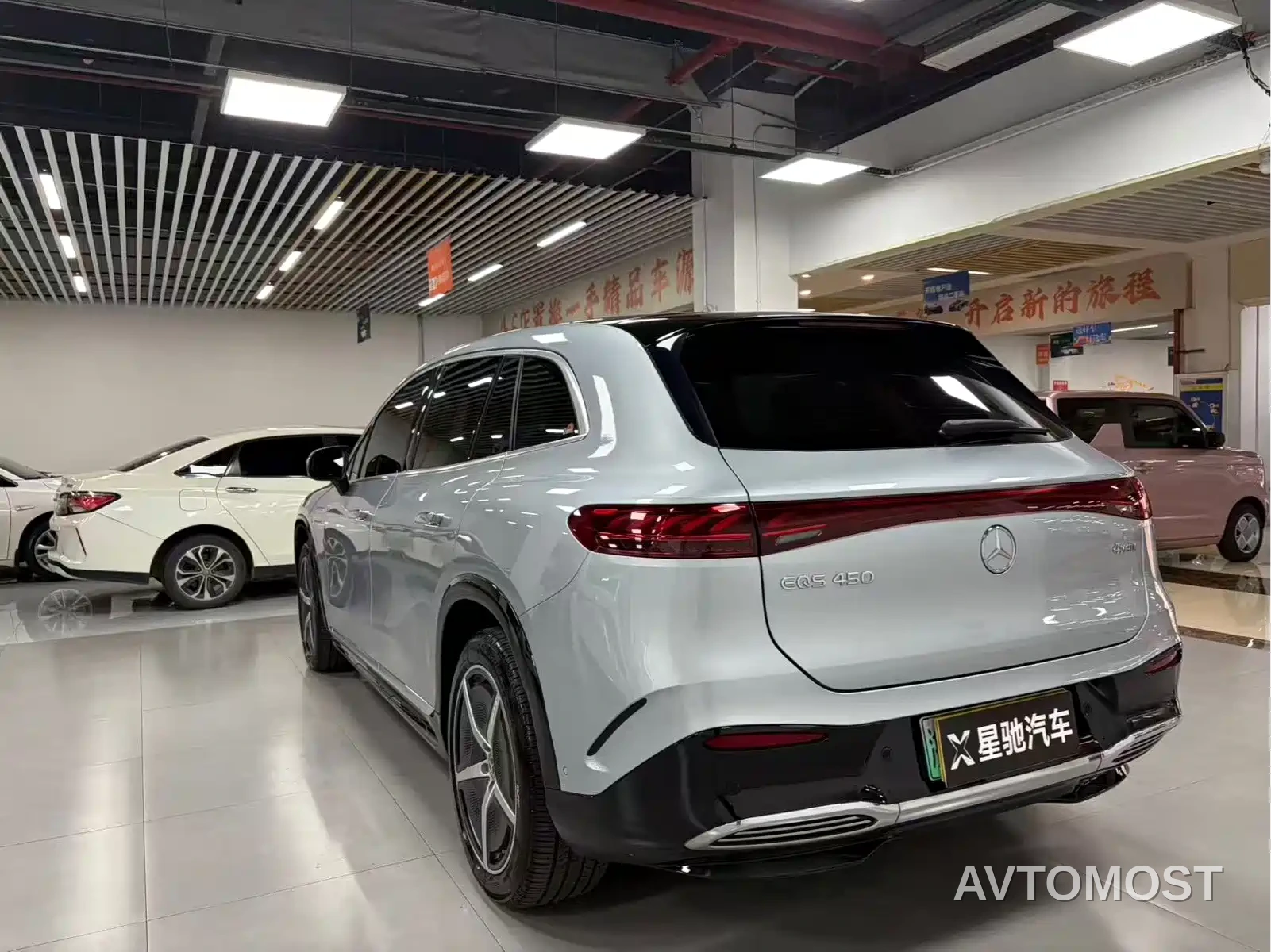 Mercedes-Benz EQS SUV 2023 450 4MATIC Pioneer Edition — фото 4