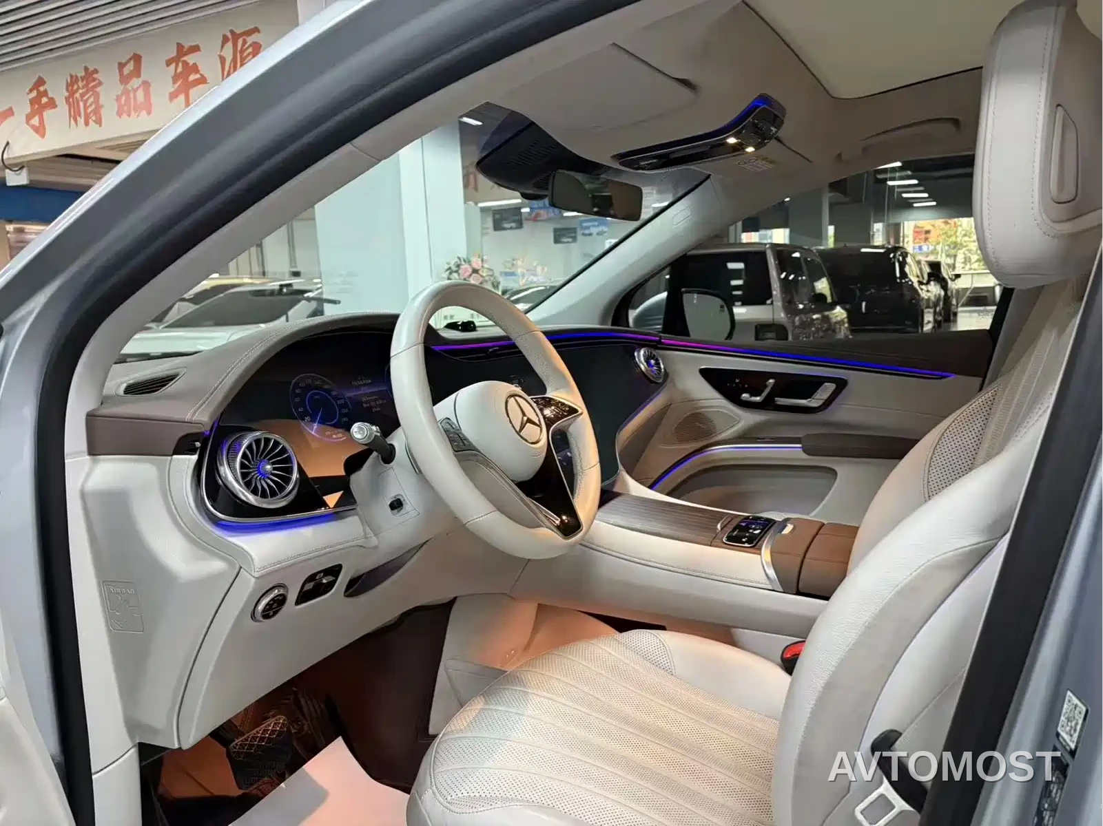 Mercedes-Benz EQS SUV 2023 450 4MATIC Pioneer Edition — фото 6
