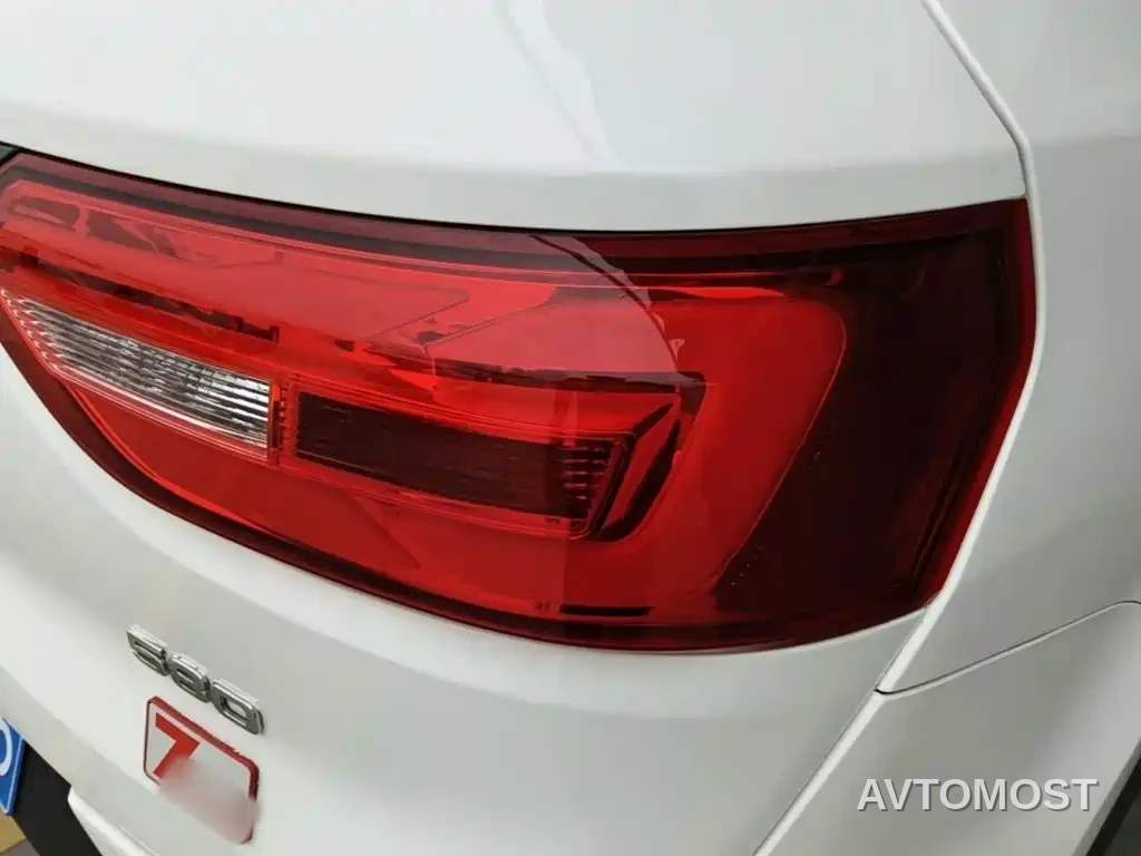 Dongfeng Fengguang 580 2021 Facelift ☆Star Edition 1.5TGDI Auto Premium — фото 7
