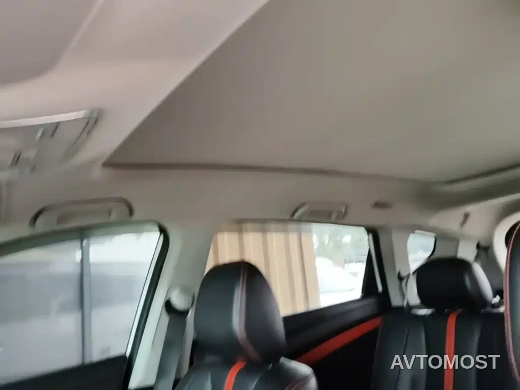 Dongfeng Fengguang 580 2021 Facelift ☆Star Edition 1.5TGDI Auto Premium — фото 17