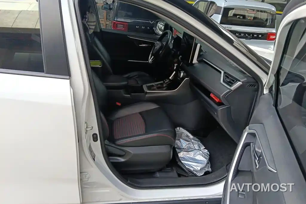 Toyota RAV4 Rongfang Dual Engine E+ 2021 2.5L 2WD Elite Pro — фото 8