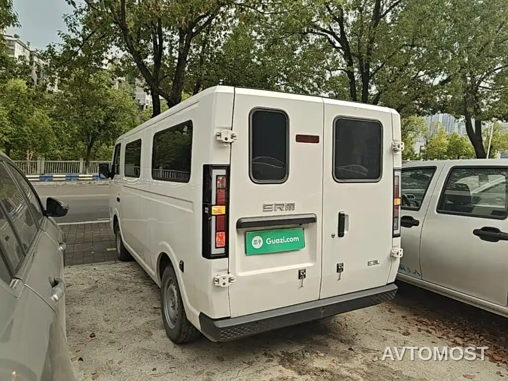 SRM Xinyuan E3L 2024 Standard 6-Seater Bus — фото 3