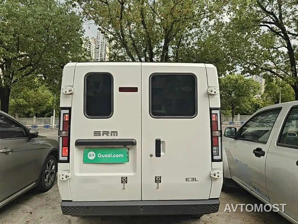 SRM Xinyuan E3L 2024 Standard 6-Seater Bus — фото 4