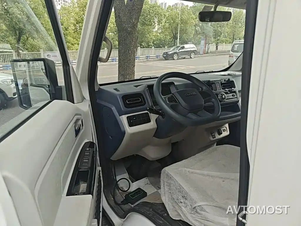 SRM Xinyuan E3L 2024 Standard 6-Seater Bus — фото 14