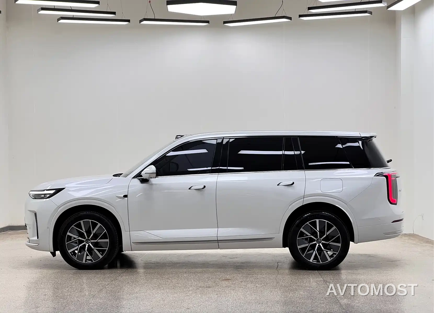 GAC Trumpchi Vision S9 2025 1.5T Hybrid Premium — фото 7