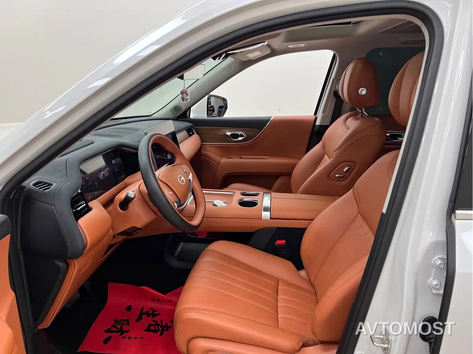 GAC Trumpchi Vision S9 2025 1.5T Hybrid Premium — фото 12