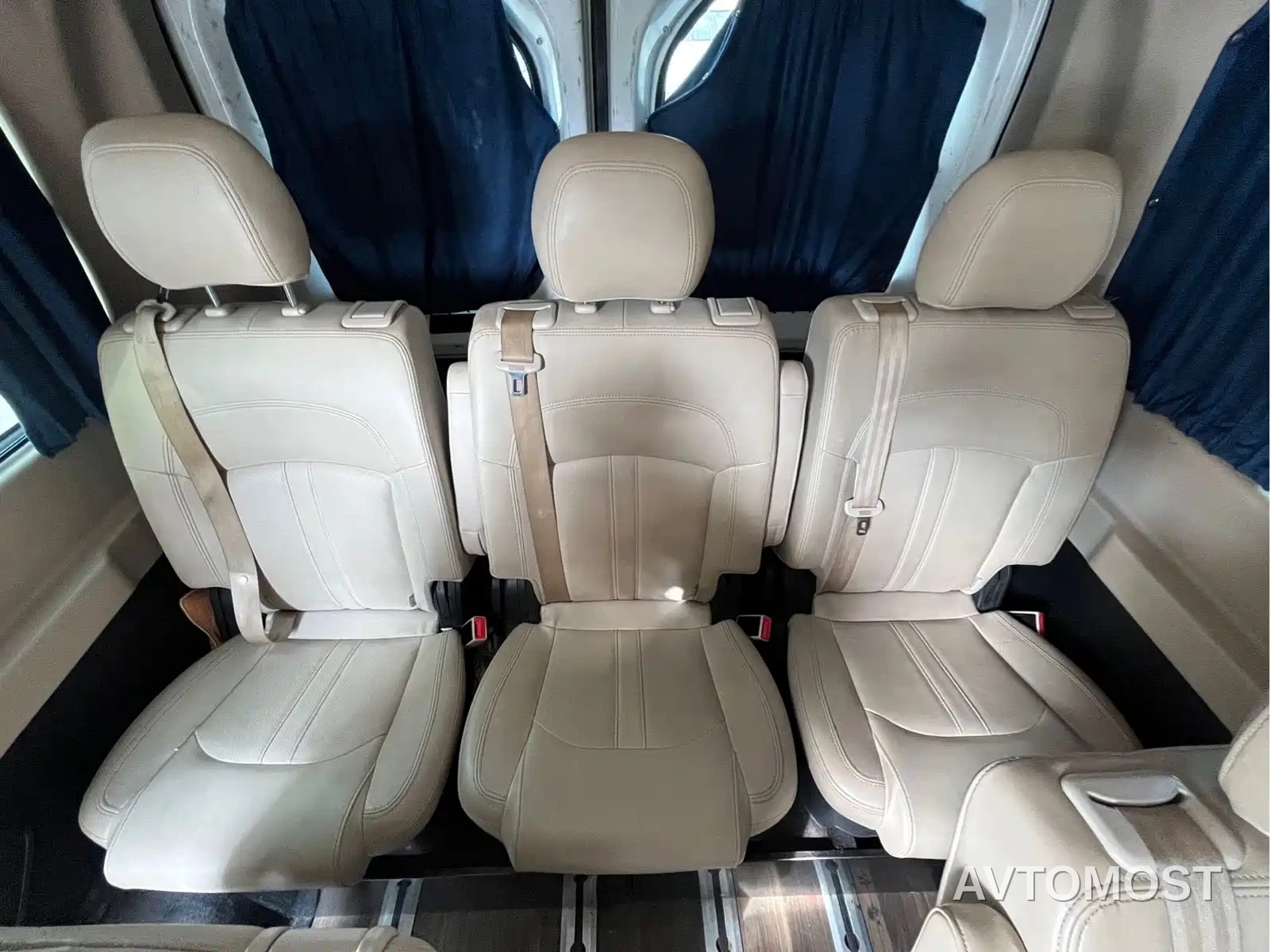 SAIC Maxus Xintu V90 2022 2.0T Auto Zhida Operation RWD Extended Wheelbase Super High Roof Single Rear Tire 9-Seater — фото 12