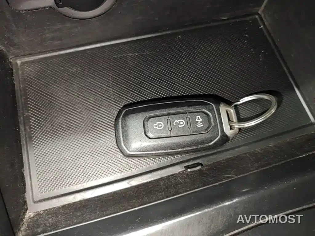 Jiangling Yuhu 7 2022 2.0T Automatic Diesel 2WD Comfort Standard Wheelbase — фото 7