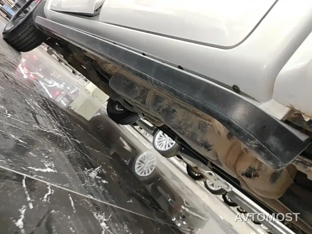Jiangling Yuhu 7 2022 2.0T Automatic Diesel 2WD Comfort Standard Wheelbase — фото 15
