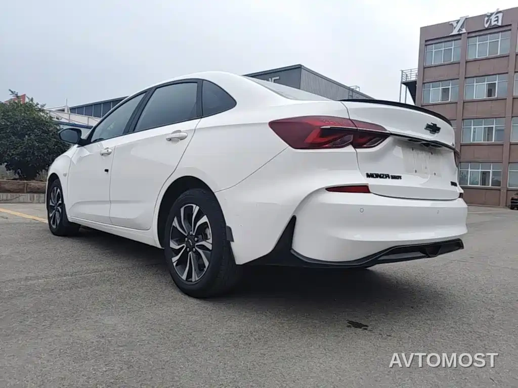 Chevrolet Monza 2022 Mild Hybrid RS 330T Automatic Comfort Edition — фото 5