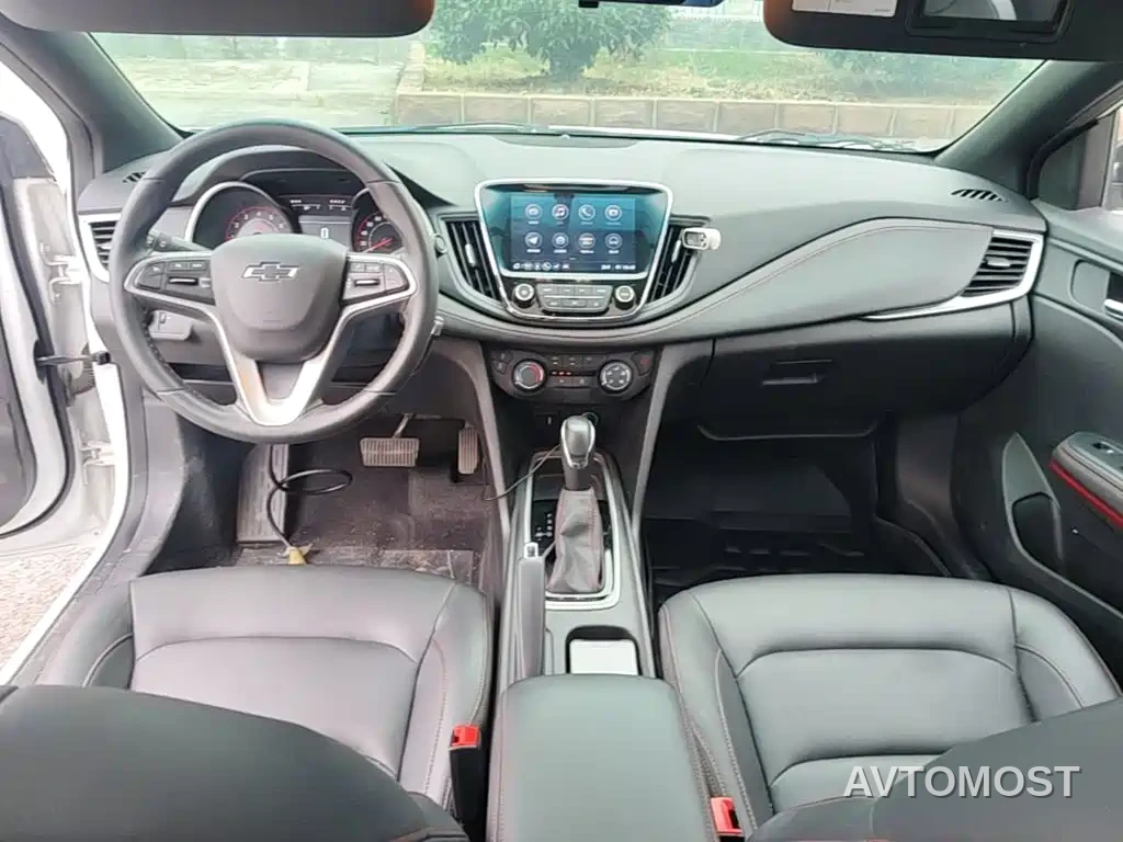 Chevrolet Monza 2022 Mild Hybrid RS 330T Automatic Comfort Edition — фото 10