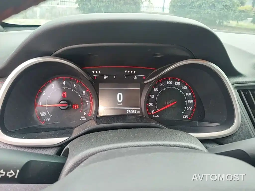 Chevrolet Monza 2022 Mild Hybrid RS 330T Automatic Comfort Edition — фото 12