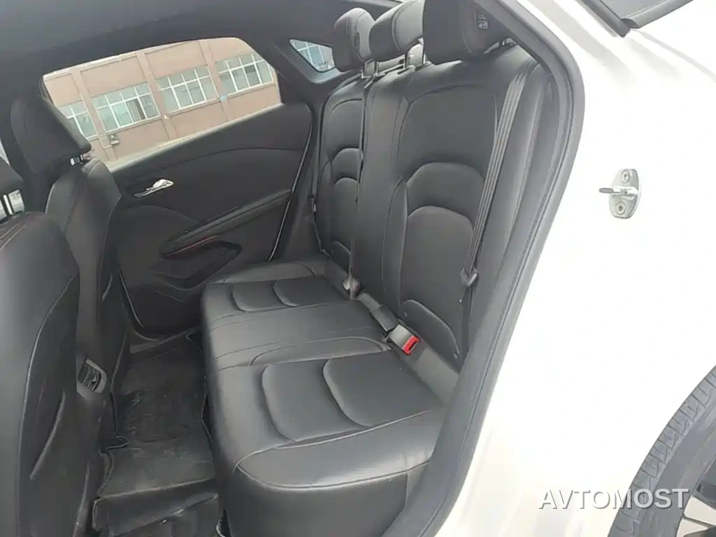 Chevrolet Monza 2022 Mild Hybrid RS 330T Automatic Comfort Edition — фото 16